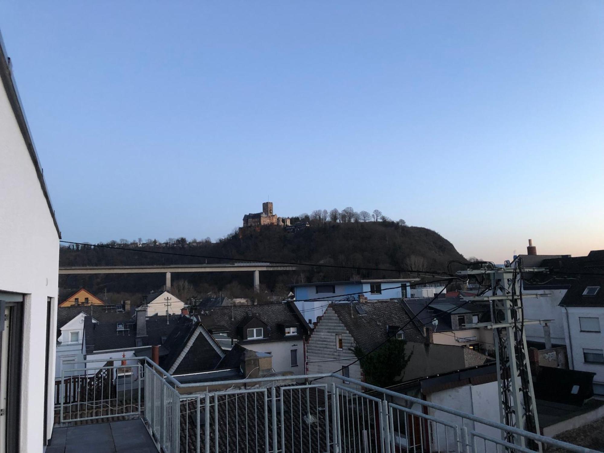 Fewo Rhein-Lahn Penthouse Og3-1 ลาห์นชไตน์ ภายนอก รูปภาพ